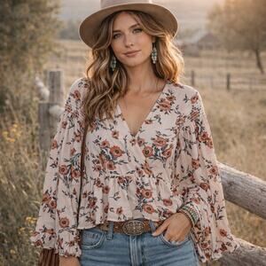 June & Hudson Blouse Women’s Small V-Neck Flower Flare Sleeve Boho Feminine